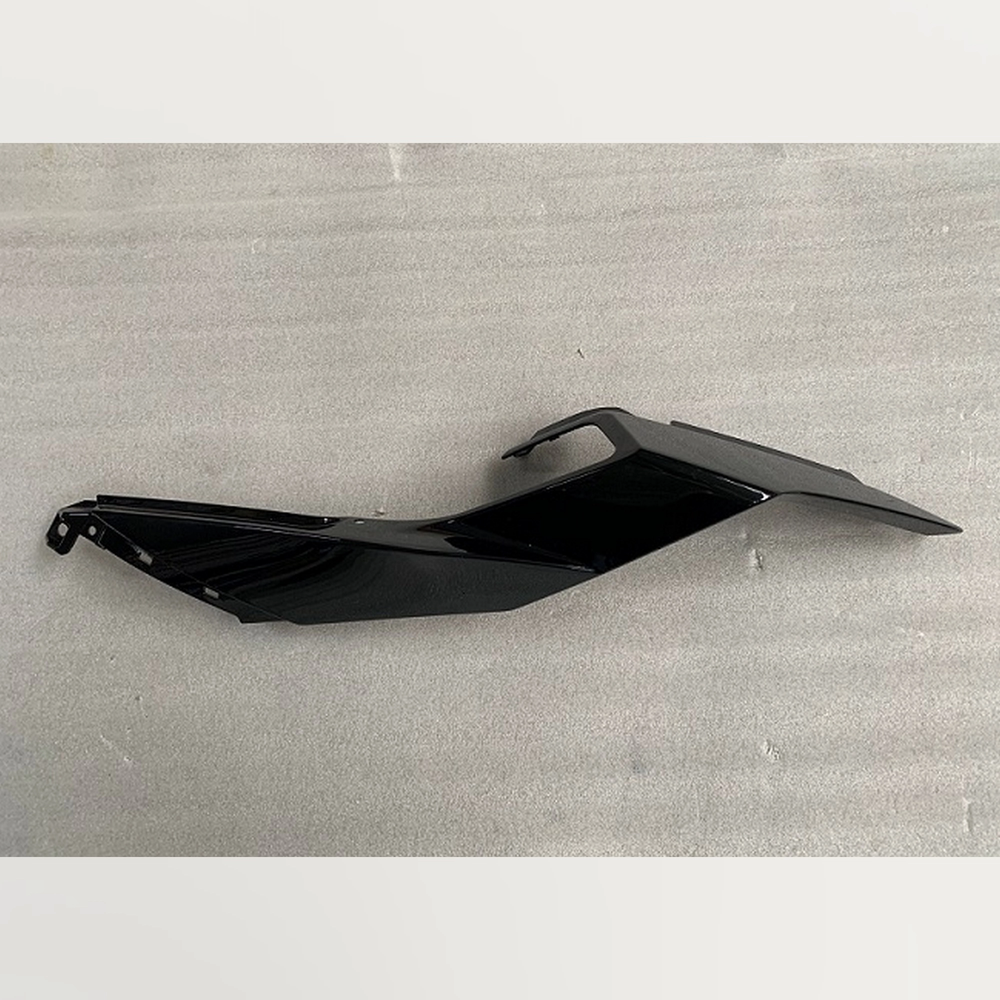 ARORA GP 250 SAĞ YAN KAPAK SİYAH #GP250 - 033